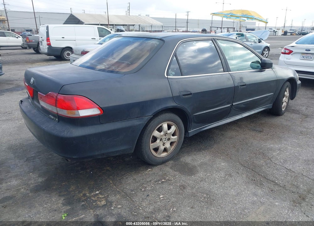 2002 HONDA ACCORD 2.3 EX/2.3 SE VIN: 1HGCG66882A045470