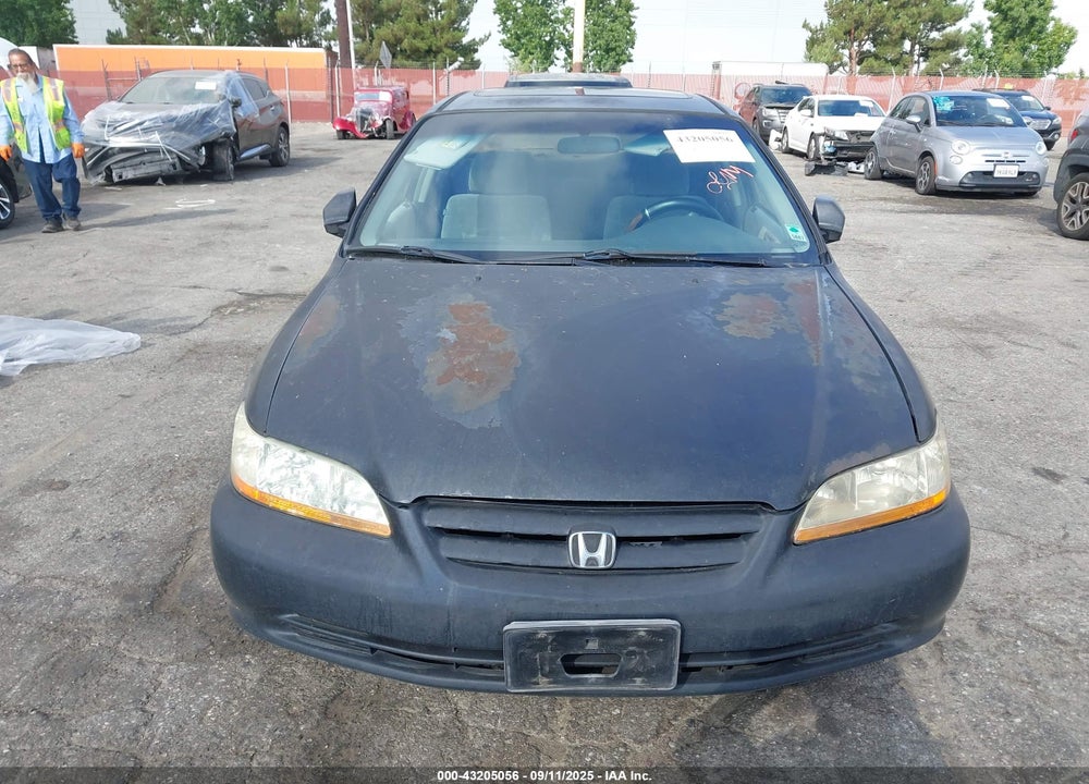 2002 HONDA ACCORD 2.3 EX/2.3 SE VIN: 1HGCG66882A045470