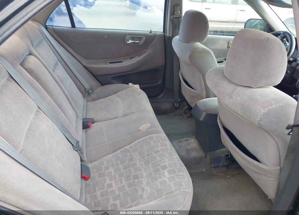 2002 HONDA ACCORD 2.3 EX/2.3 SE VIN: 1HGCG66882A045470