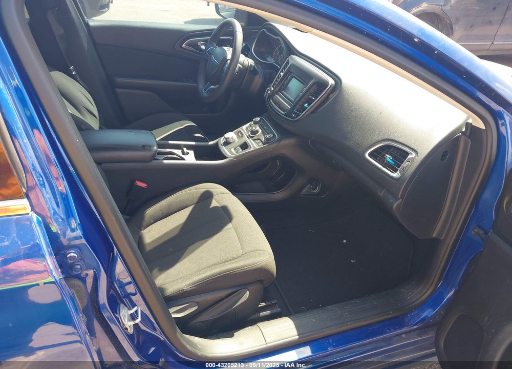 2016 CHRYSLER 200 VIN: 1C3CCCABXGN165318