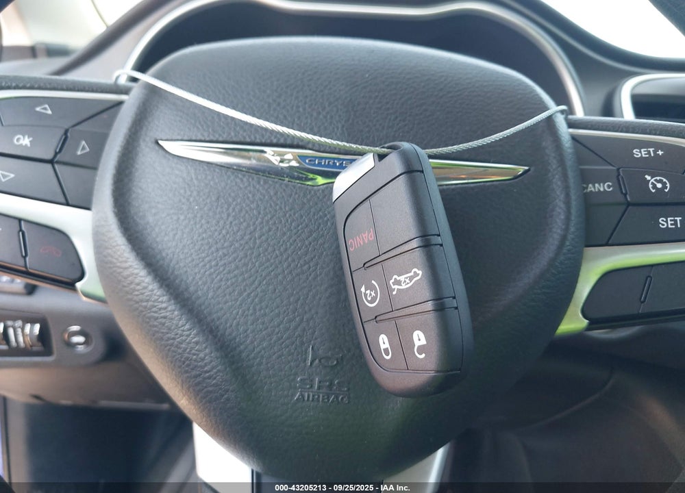 2016 CHRYSLER 200 VIN: 1C3CCCABXGN165318