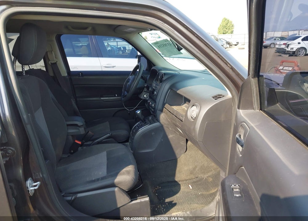 2016 JEEP PATRIOT SPORT VIN: 1C4NJRBB2GD684252