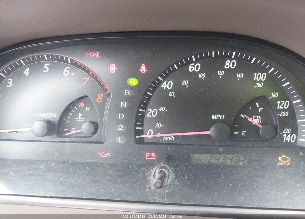 2003 TOYOTA CAMRY LE VIN: 4T1BE32K13U119808