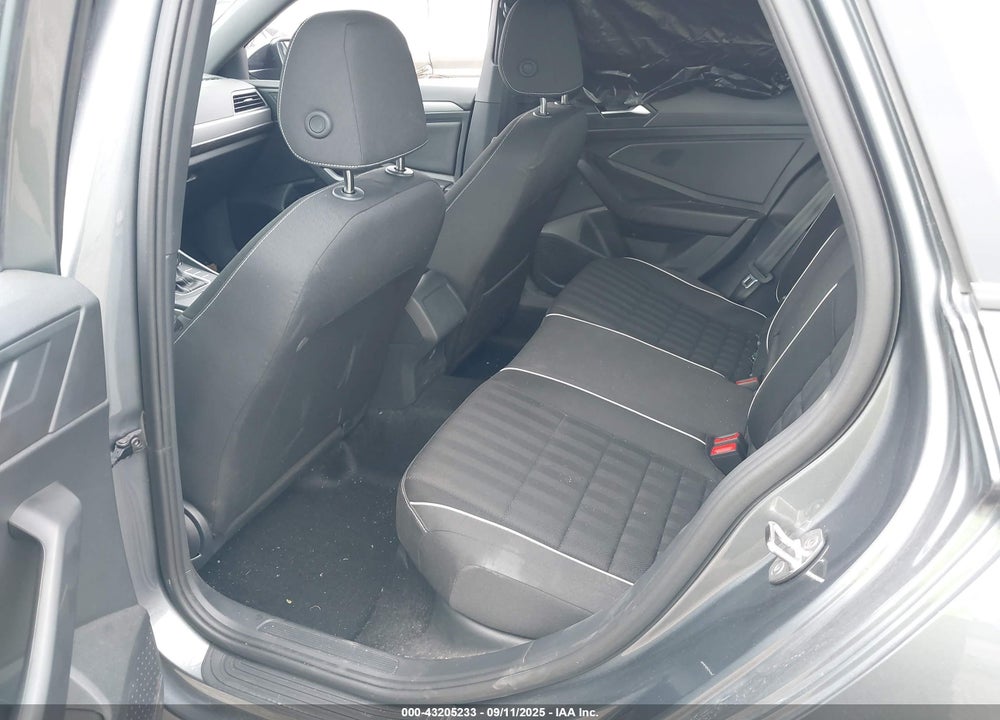 2024 VOLKSWAGEN JETTA VIN: 3VWAM7BU0RM092235