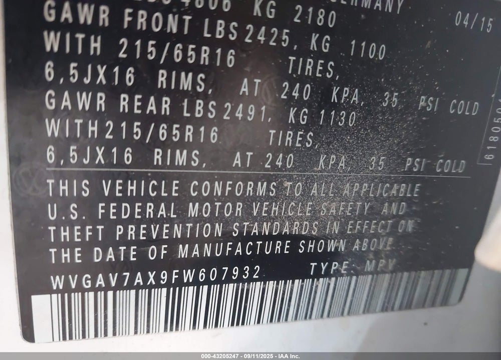 2015 VOLKSWAGEN TIGUAN VIN: WVGAV7AX9FW607932