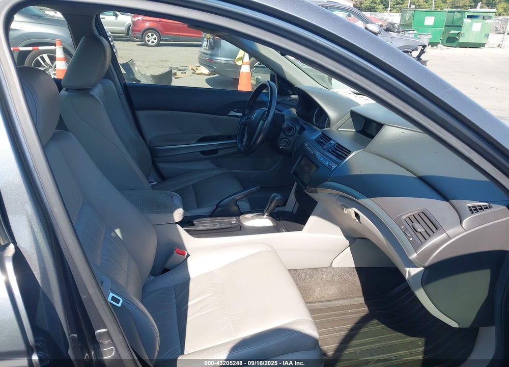2010 HONDA ACCORD 3.5 EX-L VIN: 1HGCP3F84AA015265