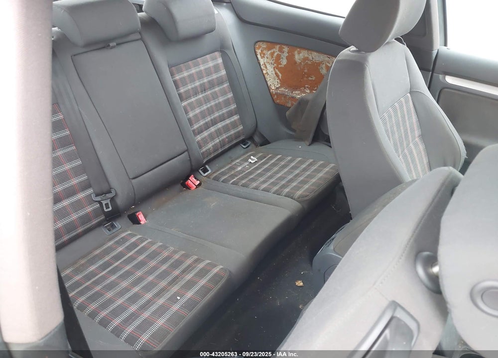 2006 VOLKSWAGEN GTI VIN: WVWEV71K36W136743