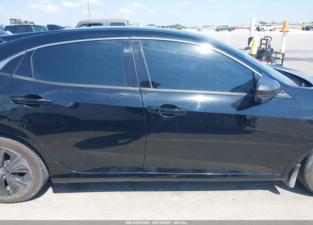 2019 HONDA CIVIC EX VIN: SHHFK7H68KU225310
