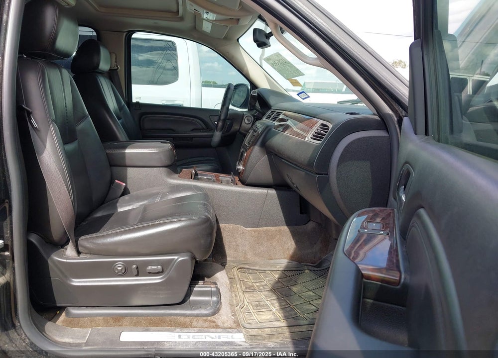 2009 GMC YUKON XL VIN: 1GKFK06289R271818