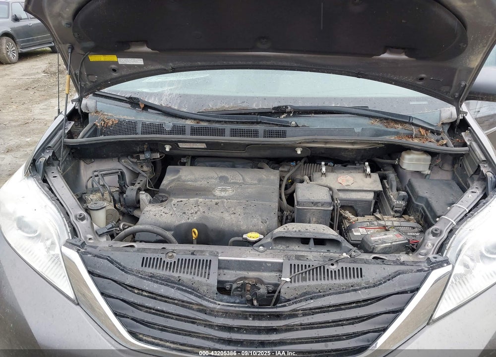 2012 TOYOTA SIENNA LE 7 PASSENGER VIN: 5TDJK3DC4CS033038