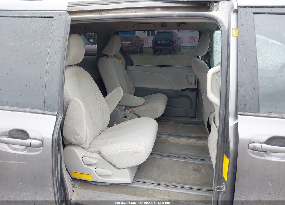 2012 TOYOTA SIENNA LE 7 PASSENGER VIN: 5TDJK3DC4CS033038