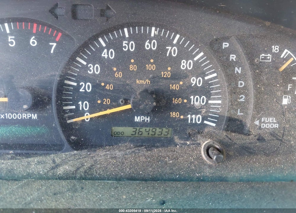 2002 TOYOTA TUNDRA SR5 V8 VIN: 5TBRT34142S306131