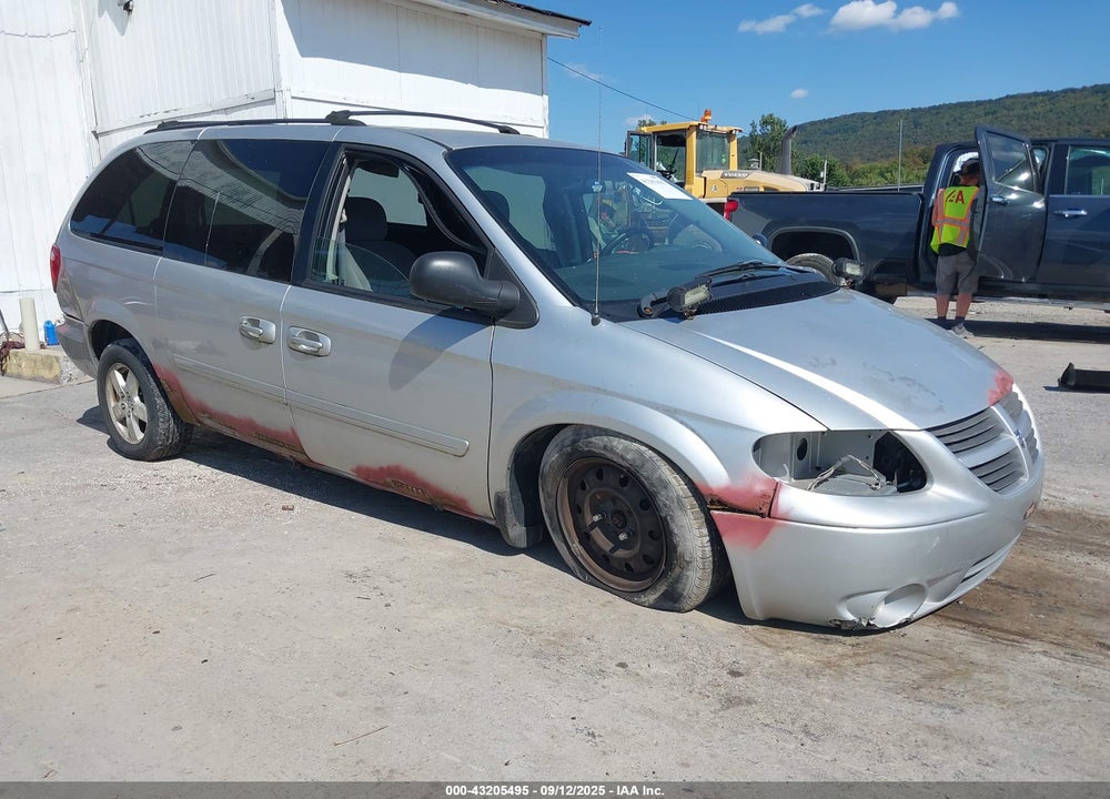 2007 DODGE GRAND CARAVAN SXT VIN: 2D4GP44L27R125381