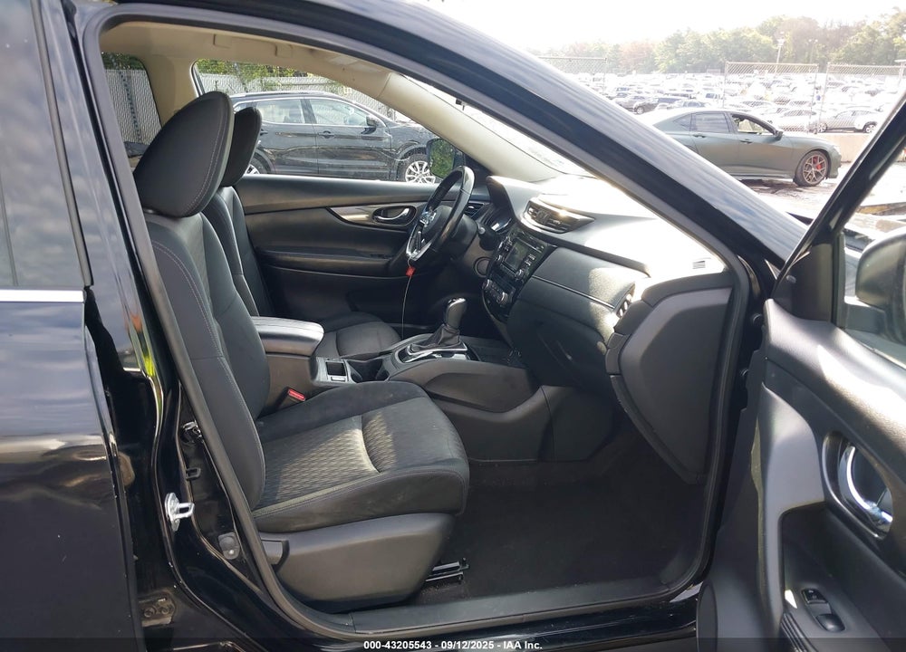 2017 NISSAN ROGUE VIN: JN8AT2MV6HW267833