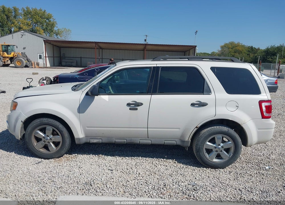 2009 FORD ESCAPE VIN: 1FMCU03G89KC20851