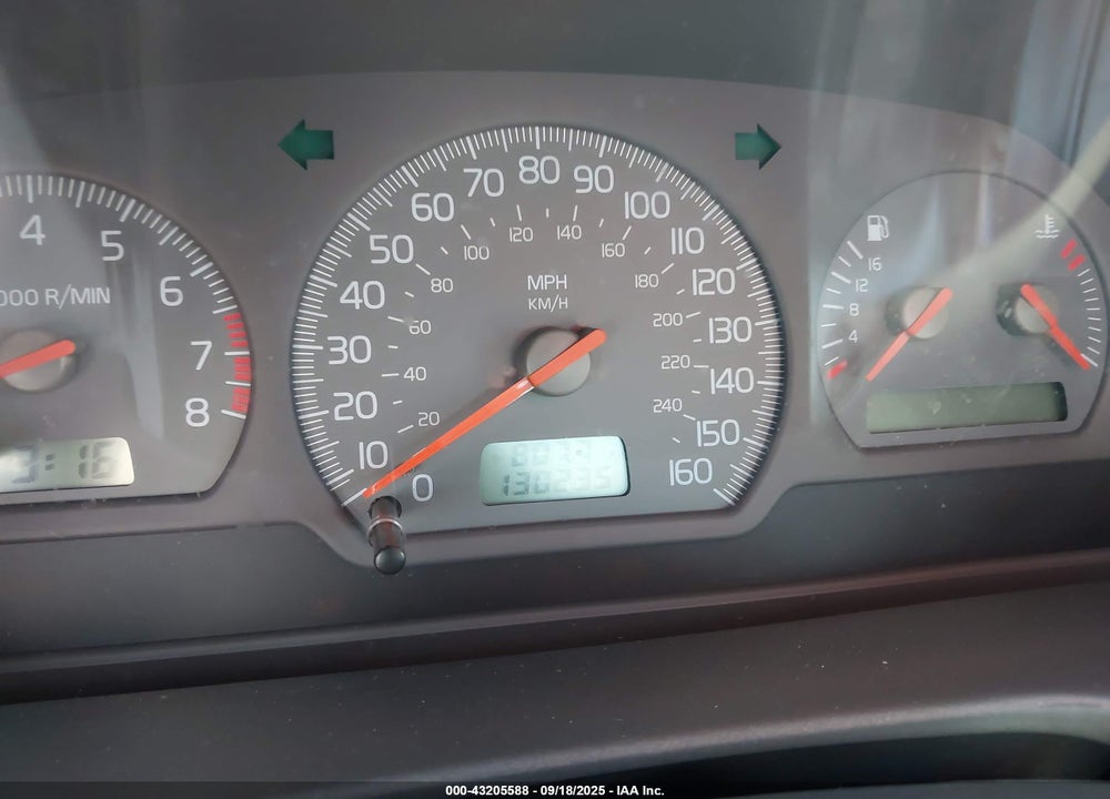 2000 VOLVO S40 A/AS VIN: YV1VS2551YF582905