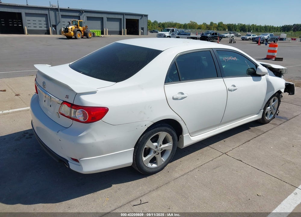 2012 TOYOTA COROLLA S/LE VIN: 2T1BU4EE3CC876855