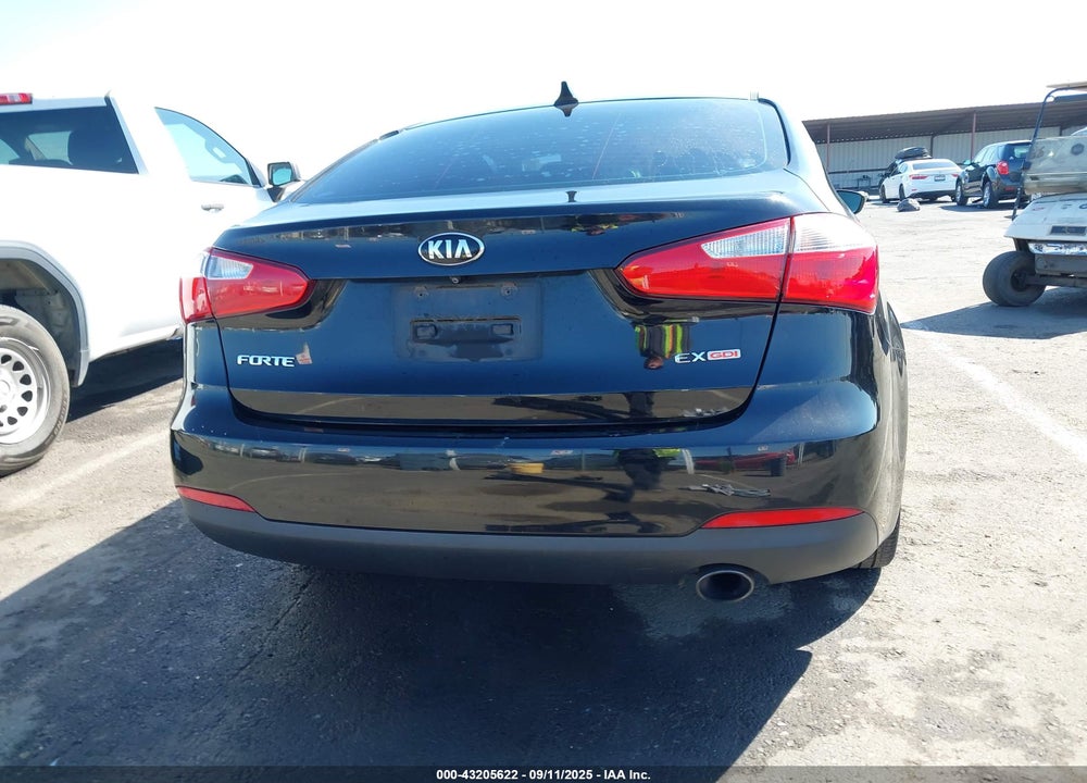 2016 KIA FORTE VIN: KNAFX4A88G5464486
