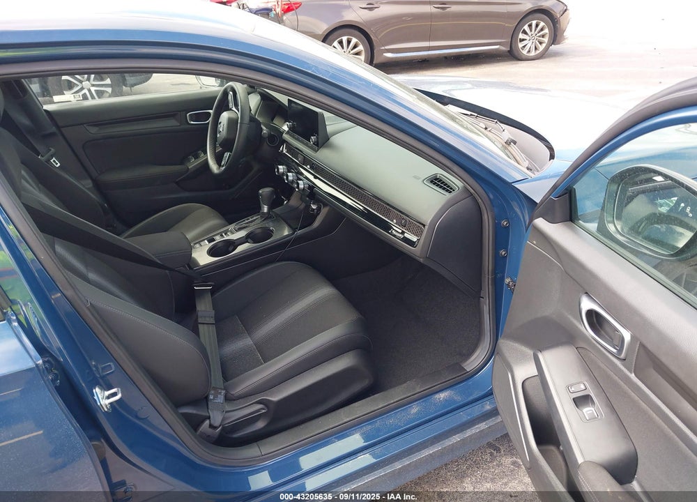 2025 HONDA CIVIC SPORT VIN: 2HGFE2F57SH588358