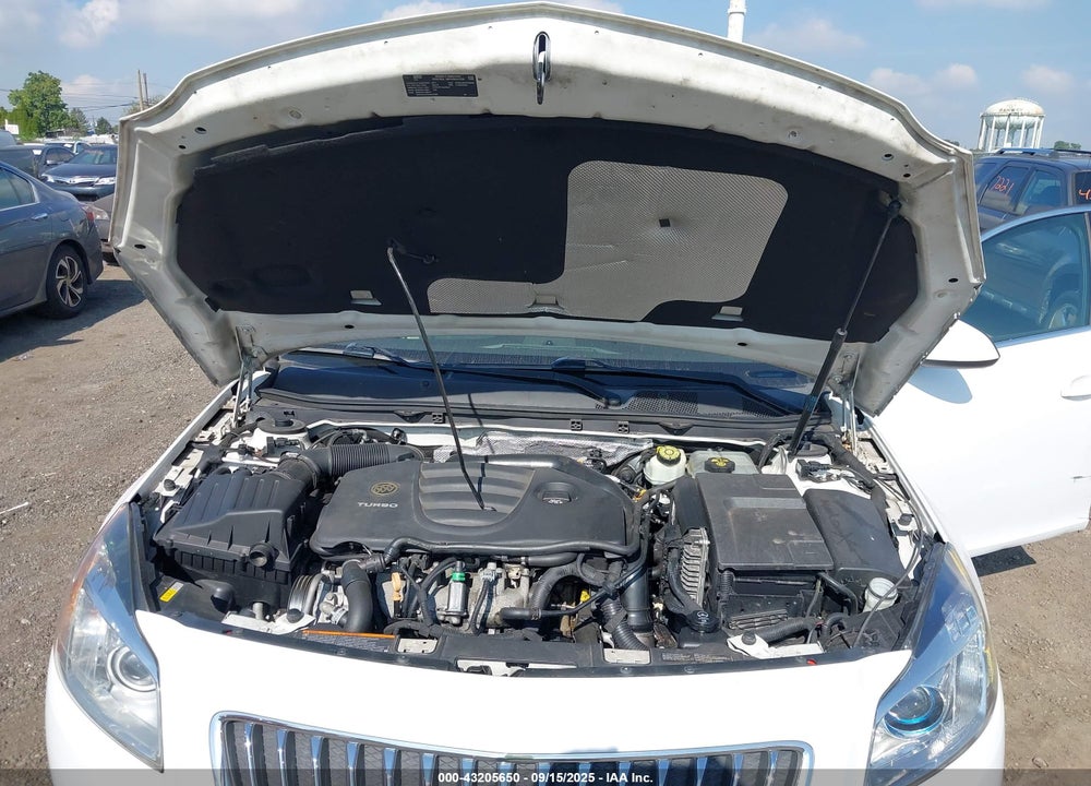 2011 BUICK REGAL VIN: W04G15GV8B1094081