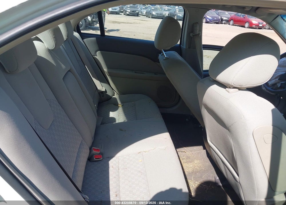 2010 FORD FUSION VIN: 3FAHP0HA6AR418016