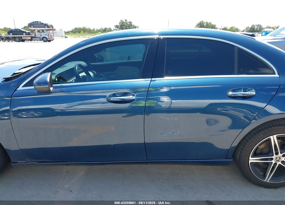 2022 MERCEDES-BENZ A 220 VIN: W1K3G4EB0NJ365120