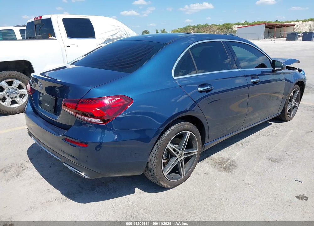2022 MERCEDES-BENZ A 220 VIN: W1K3G4EB0NJ365120