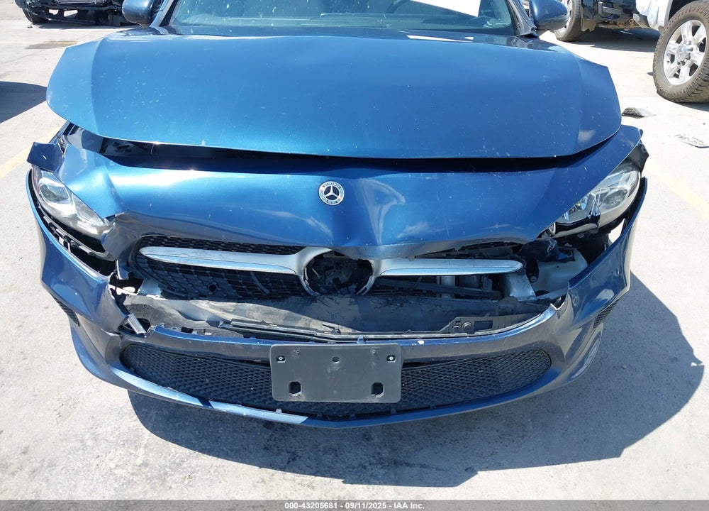 2022 MERCEDES-BENZ A 220 VIN: W1K3G4EB0NJ365120