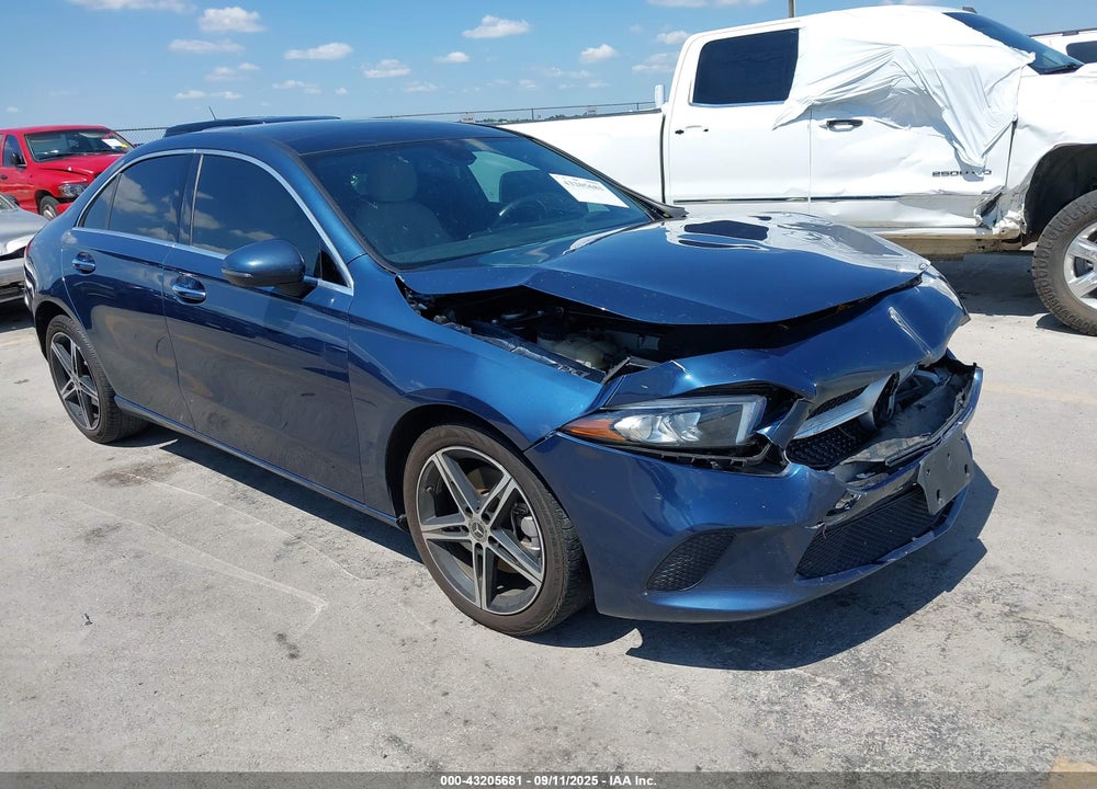 2022 MERCEDES-BENZ A 220 VIN: W1K3G4EB0NJ365120