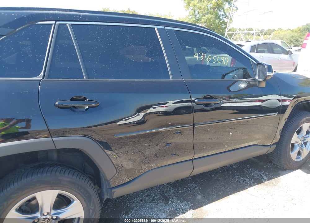2022 TOYOTA RAV4 VIN: 2T3P1RFVXNC279562