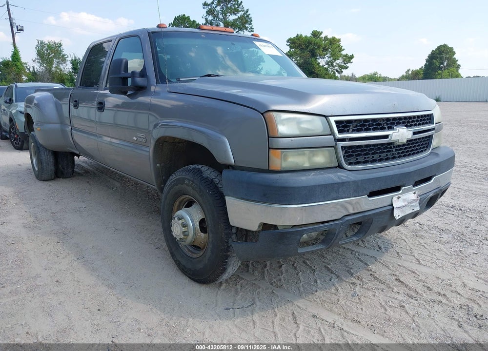 2007 CHEVROLET SILVERADO 3500 CLASSIC LT1 VIN: 1GCJK33D47F140770