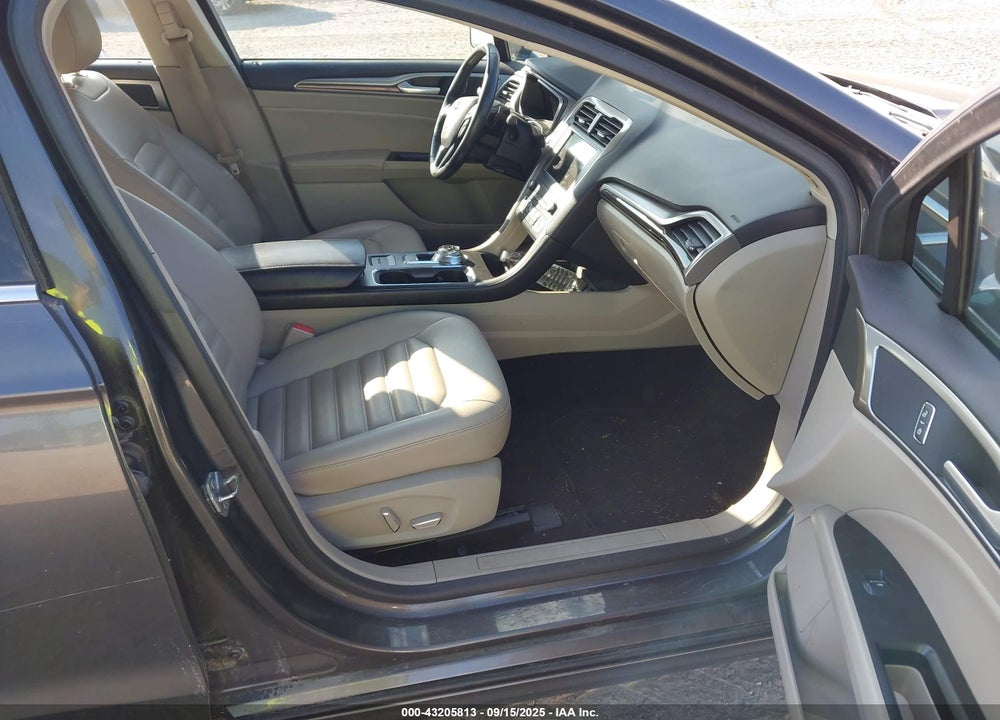 2019 FORD FUSION VIN: 3FA6P0CD7KR219986