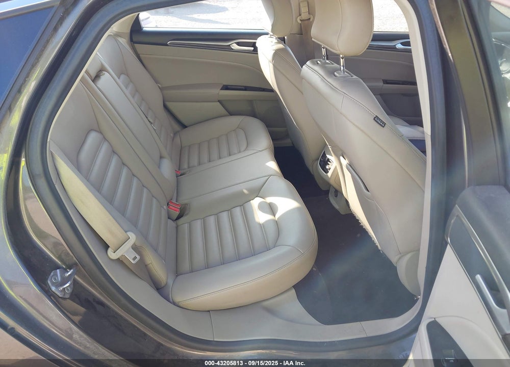 2019 FORD FUSION VIN: 3FA6P0CD7KR219986