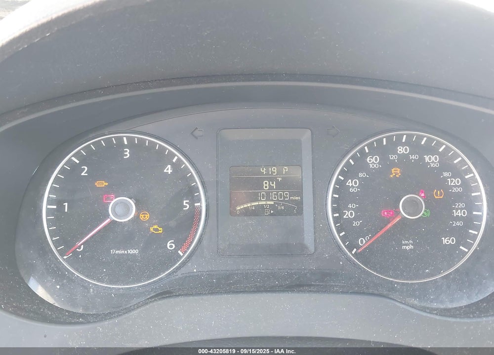 2014 VOLKSWAGEN JETTA VIN: 3VWLL7AJ8EM419705
