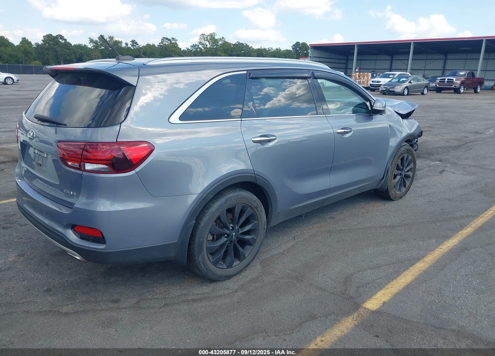 2020 KIA SORENTO VIN: 5XYPH4A57LG710892