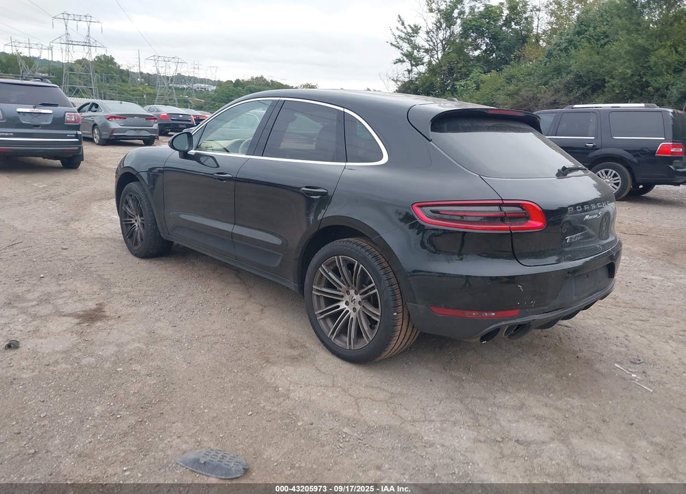 2015 PORSCHE MACAN VIN: WP1AB2A51FLB74136