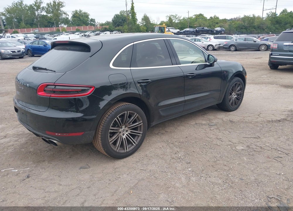 2015 PORSCHE MACAN VIN: WP1AB2A51FLB74136