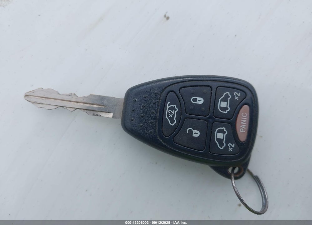 2007 DODGE GRAND CARAVAN SXT VIN: 2D4GP44L17R117823