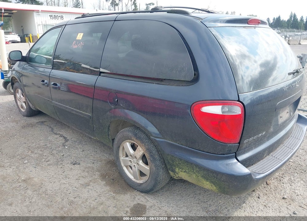 2007 DODGE GRAND CARAVAN SXT VIN: 2D4GP44L17R117823