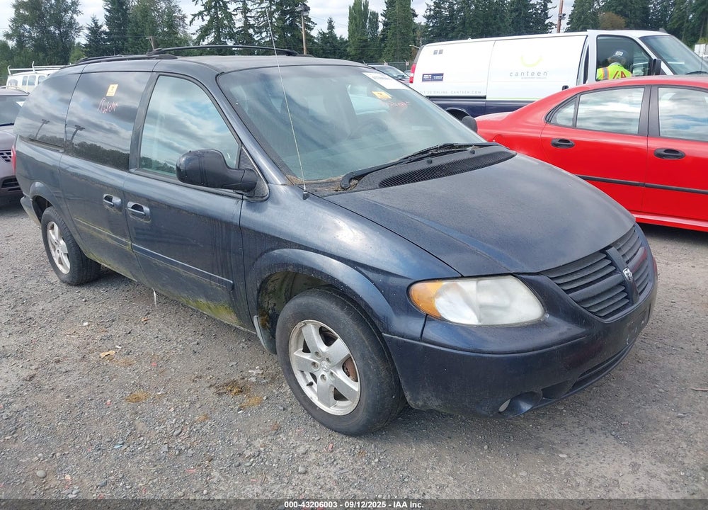 2007 DODGE GRAND CARAVAN SXT VIN: 2D4GP44L17R117823