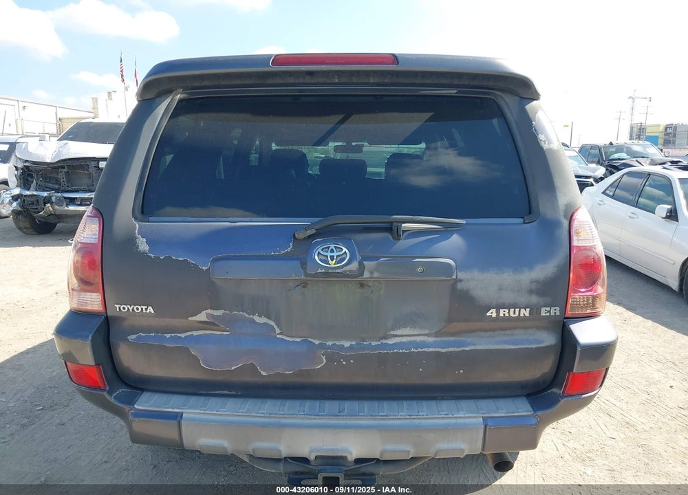 2004 TOYOTA 4RUNNER SR5 V8 VIN: JTEZT14R340019348