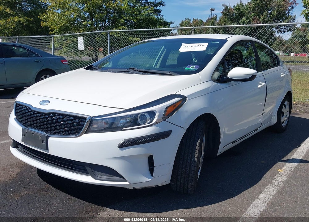 2017 KIA FORTE VIN: 3KPFK4A70HE069247