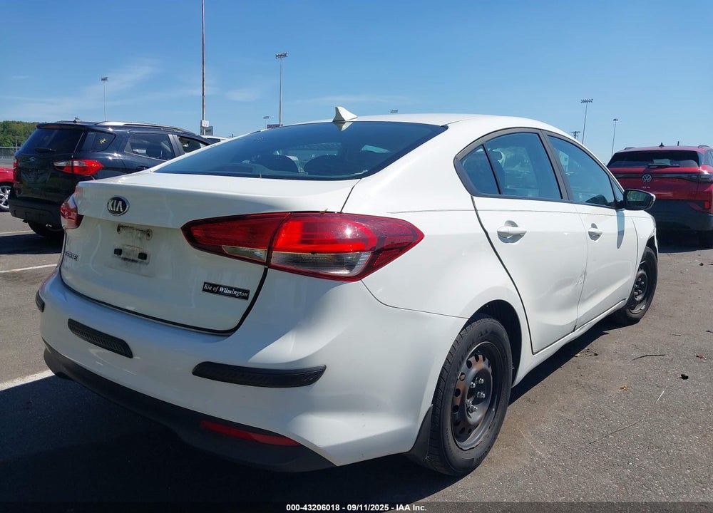 2017 KIA FORTE VIN: 3KPFK4A70HE069247