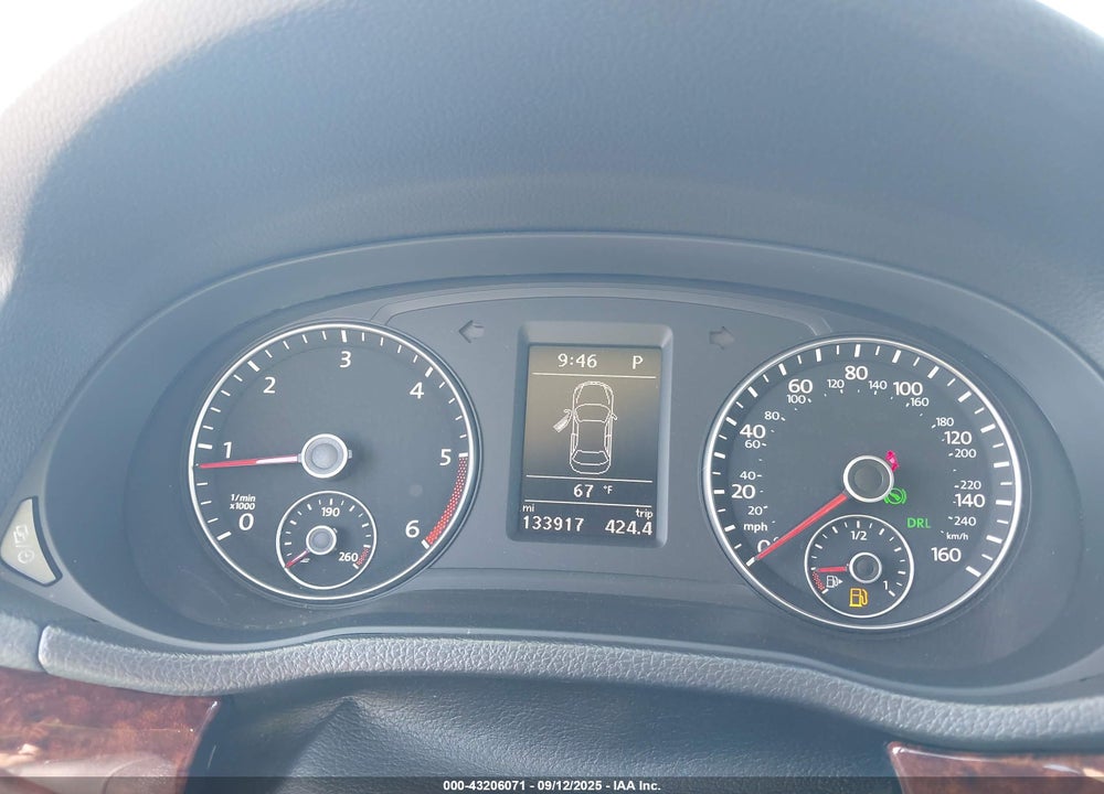 2013 VOLKSWAGEN PASSAT VIN: 1VWCN7A36DC042027