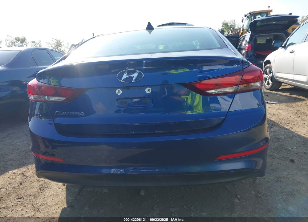 2018 HYUNDAI ELANTRA SEL VIN: 5NPD84LF4JH278096