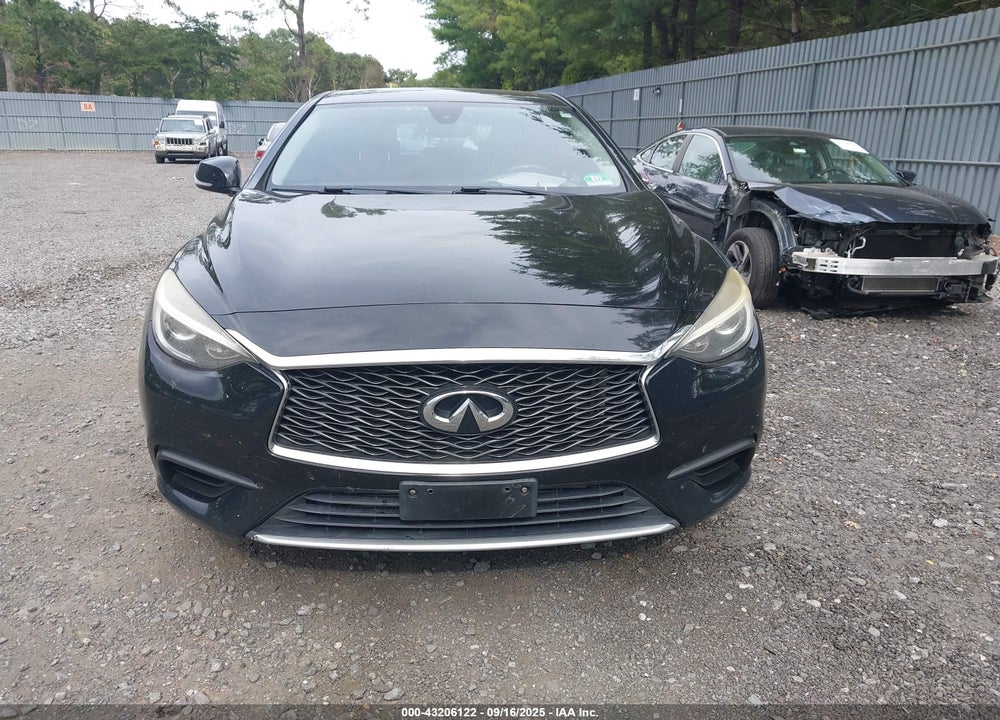 2017 INFINITI QX30 VIN: SJKCH5CP7HA039764