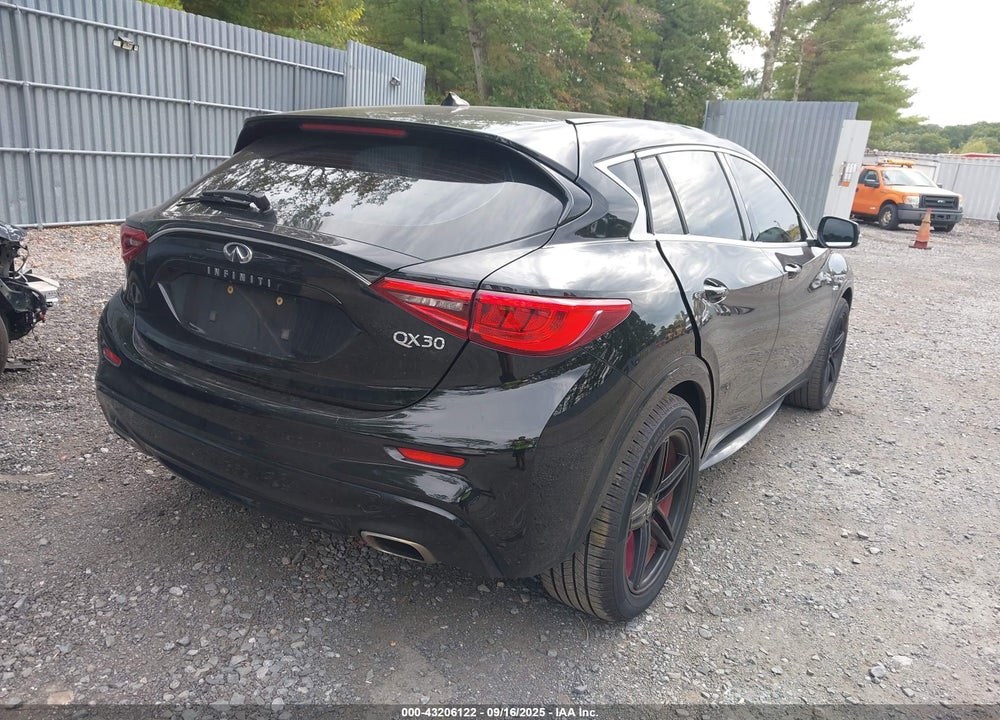 2017 INFINITI QX30 VIN: SJKCH5CP7HA039764