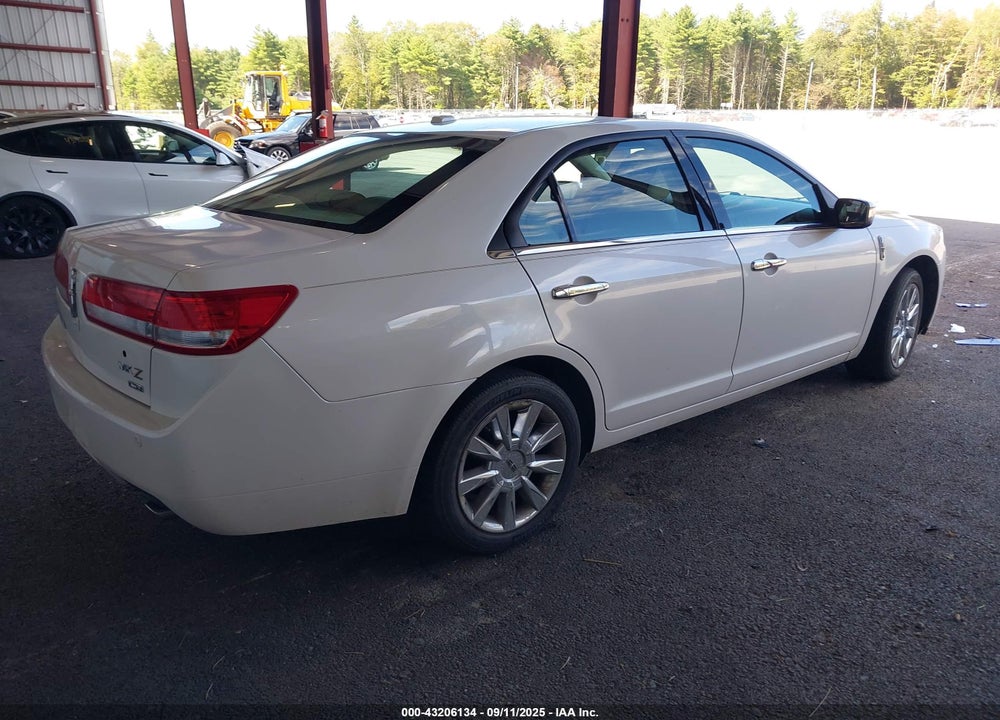 2010 LINCOLN MKZ VIN: 3LNHL2JCXAR650661