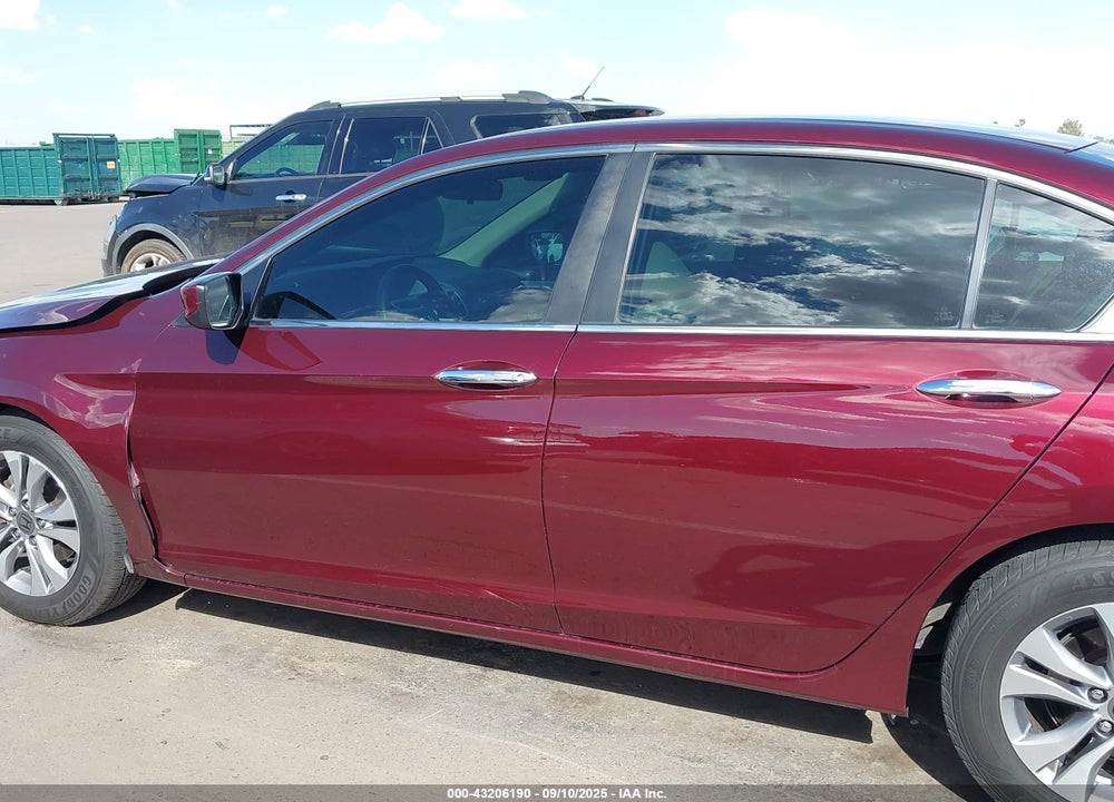 2015 HONDA ACCORD VIN: 1HGCR2F30FA035867