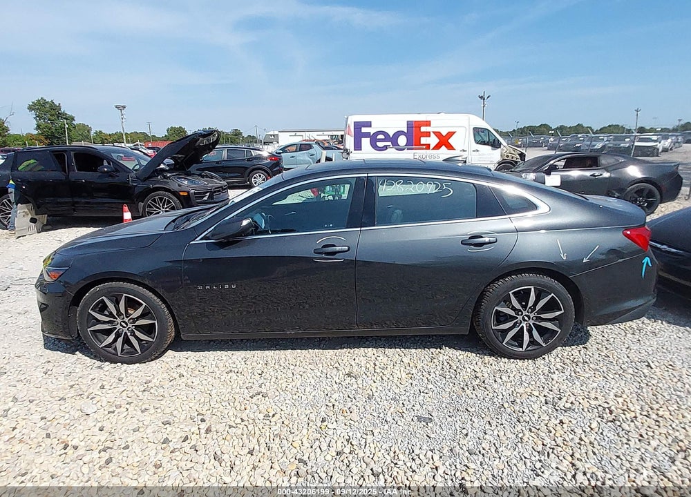 2018 CHEVROLET MALIBU LT VIN: 1G1ZD5ST2JF251447